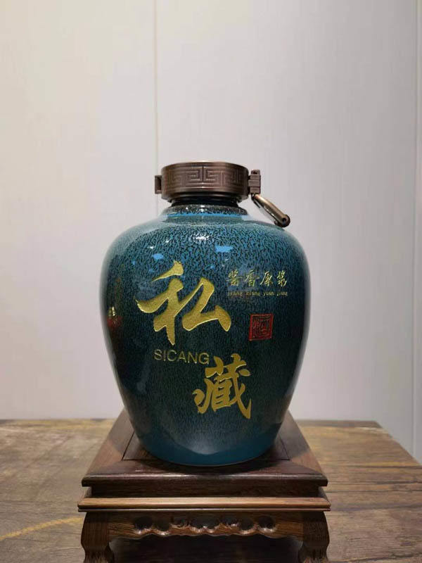 贵州茅台镇商会定制酒,黔区定制步步高升52度多少钱，是贵州特产吗